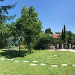 Varlak Vendeghaz