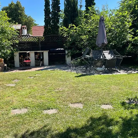 Várlak 3*