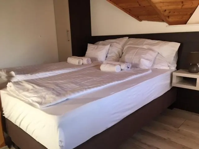 Varlak Vendeghaz بيت ضيافة شيوفوك