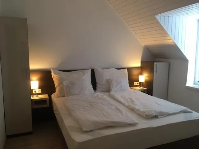 Varlak Vendeghaz Gasthof 3*