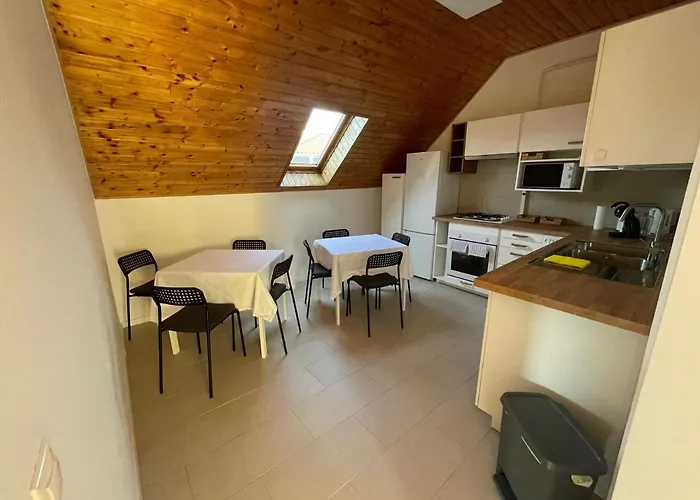 Varlak Vendeghaz بيت ضيافة 3*